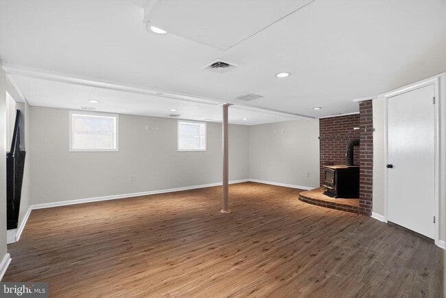 Building Photo - 540 Martins Corner Rd