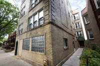 Building Photo - 4248 N Damen Ave