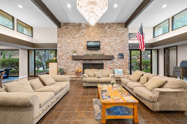 Building Photo - 6202 Friars Rd