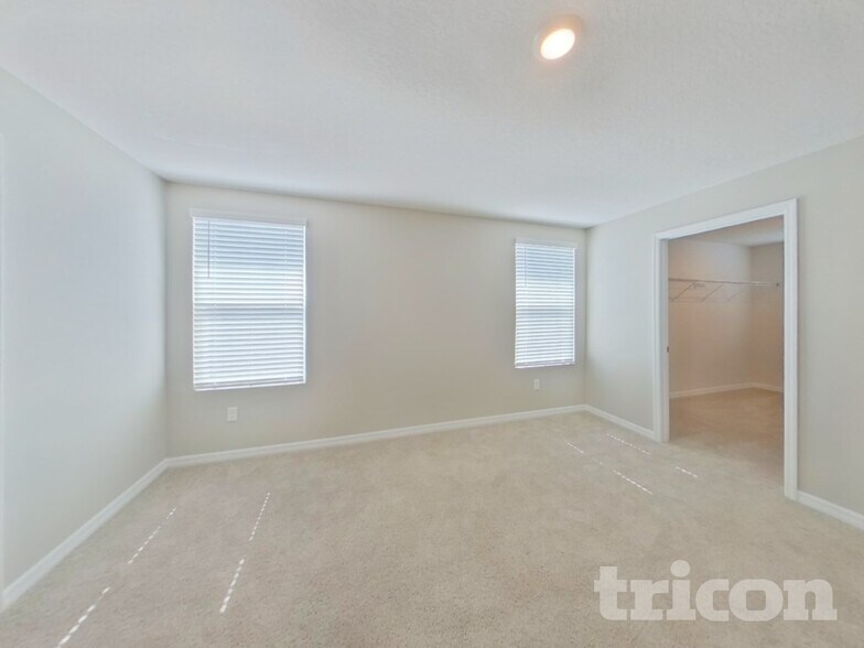 Building Photo - 10733 Hidden Banks Gln