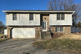 Building Photo - 520 Whip Poor Will