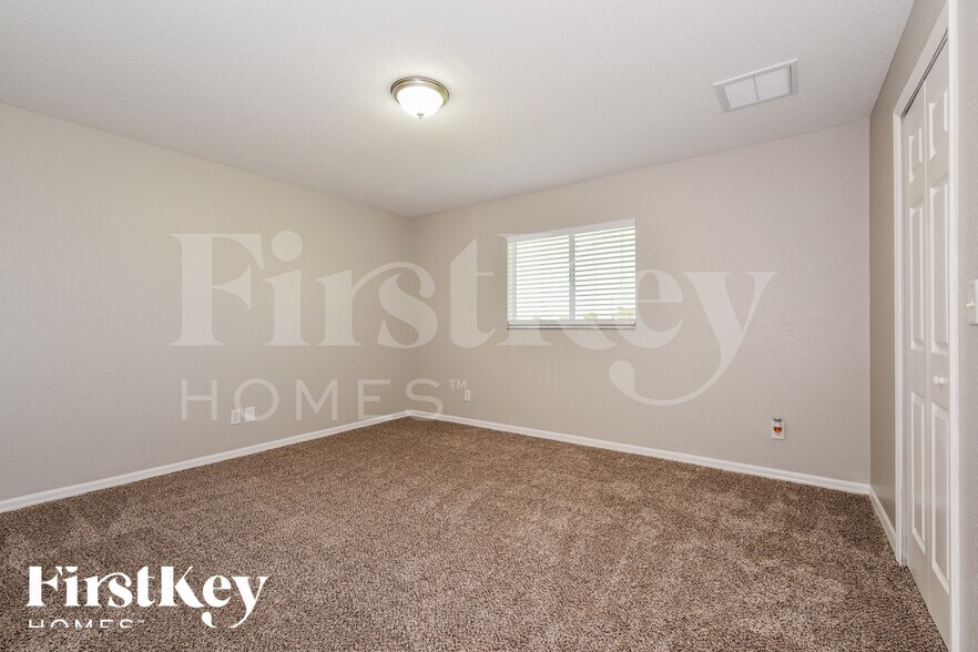 Building Photo - 3619 NW 41st Ln