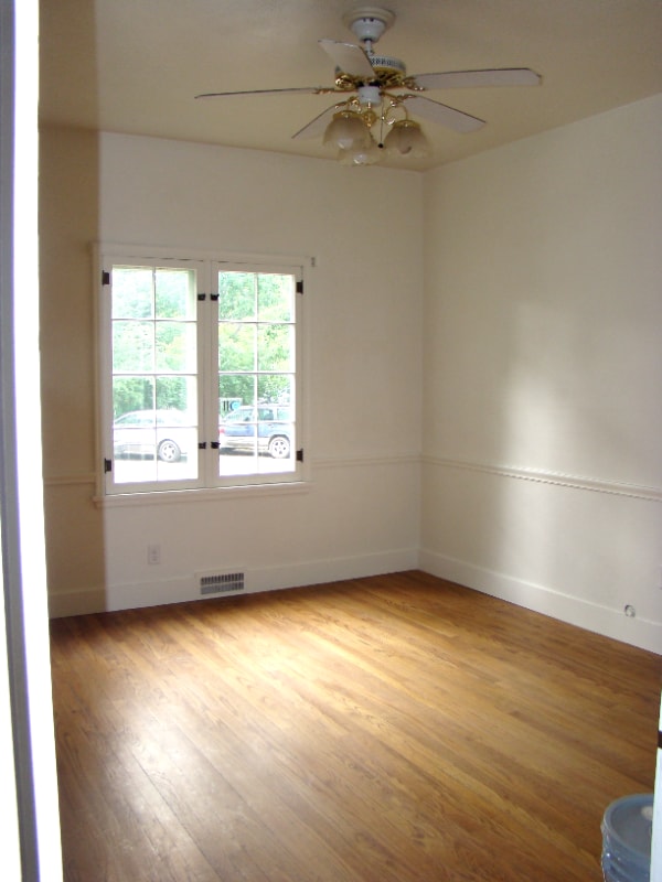 Building Photo - 645 S Whitcomb St