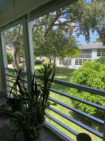 Building Photo - 161 Ventnor Dr