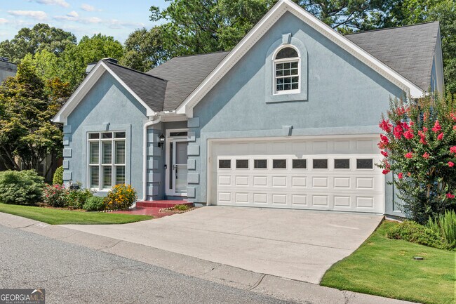 Building Photo - 245 Mallard Pointe Way