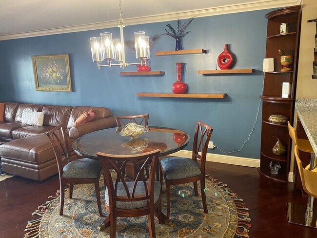 Building Photo - 2217 Cypress Island Dr