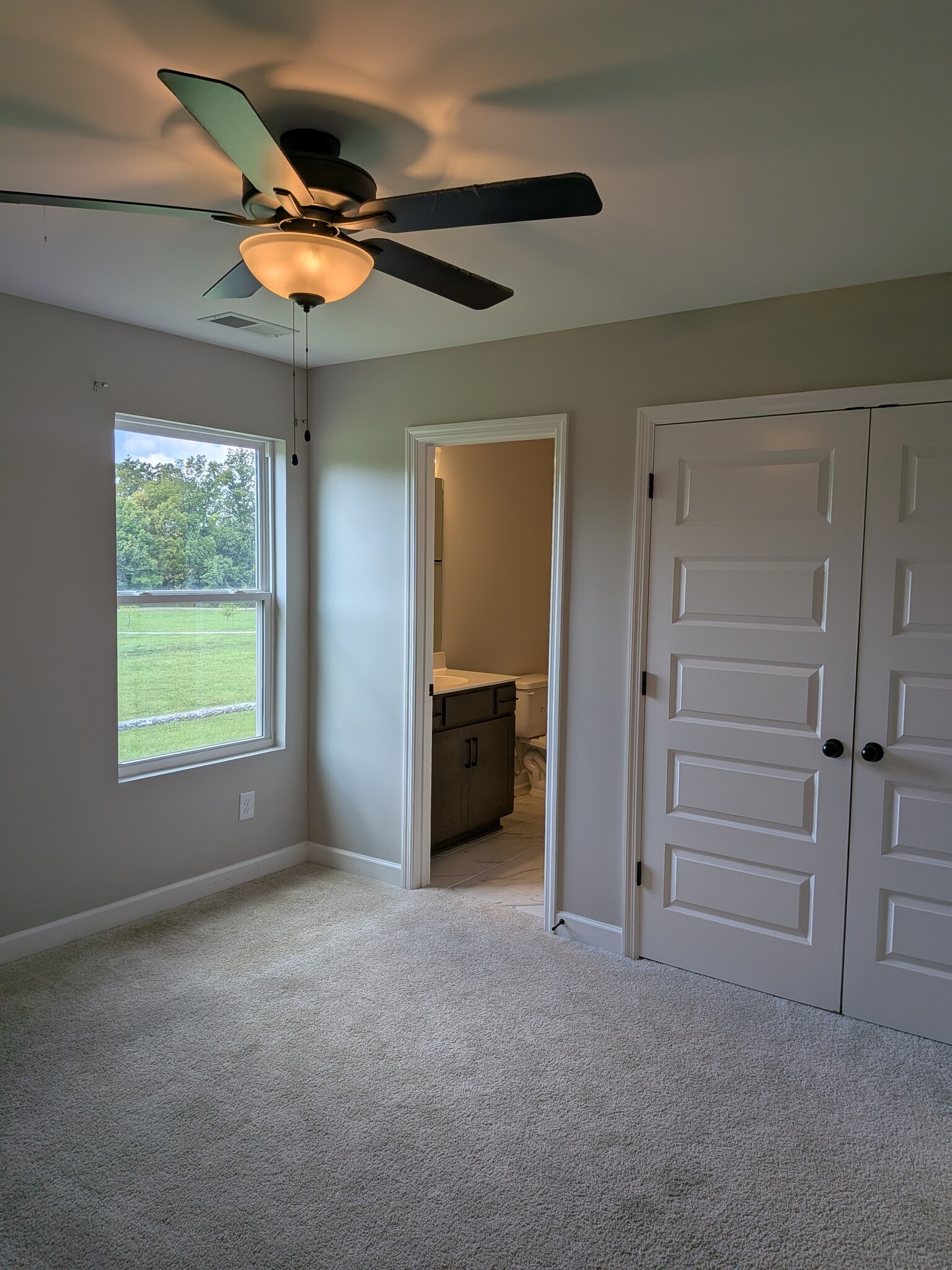 Building Photo - 534 Tappan Private Ln