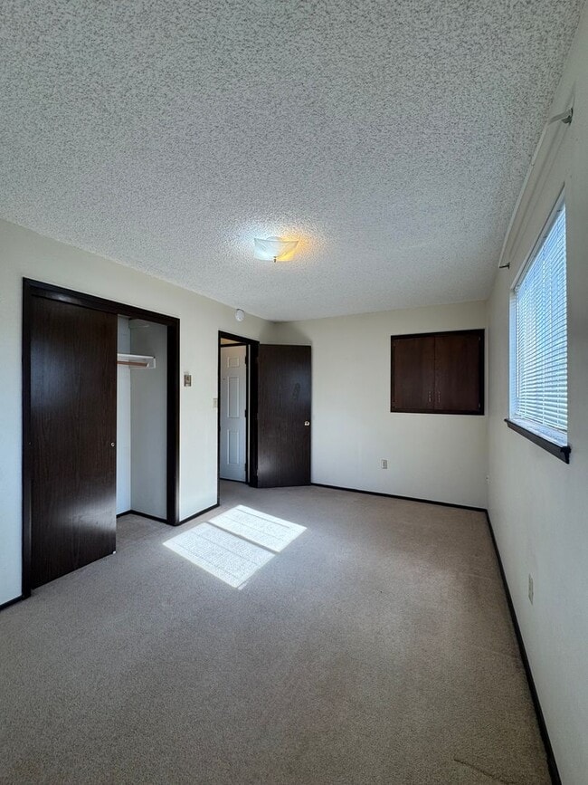 Building Photo - 500 W 12th Ave