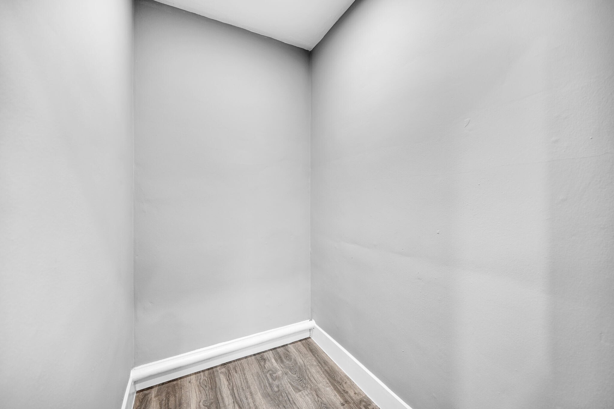 Building Photo - 643 NE 149th St