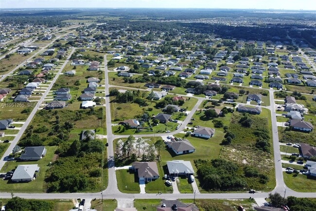 Building Photo - 4501 15th St SW