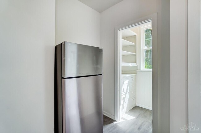 Building Photo - 2228 Reading Rd