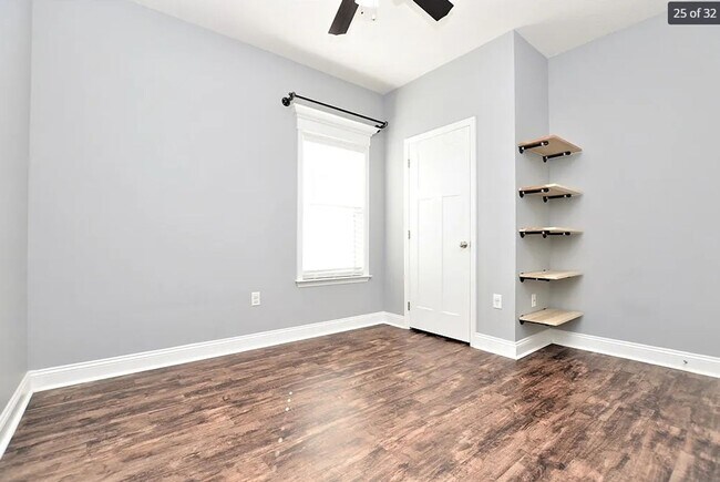 Building Photo - 3948 Crusader Ct