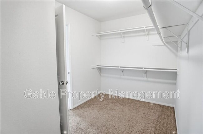 Building Photo - 23206 Brooke Ln