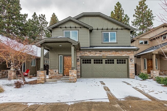 Building Photo - CHECK OUT THIS SPACIOUS CRAFTSMAN STYLE HOME IN ASPEN RIM!!