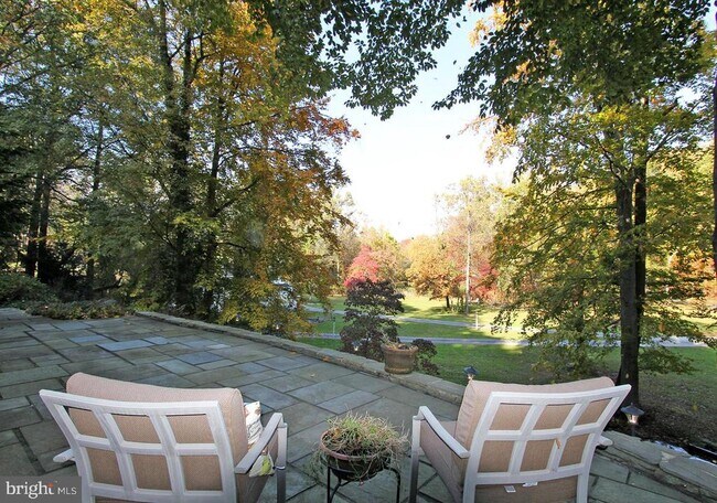 Building Photo - 594 Contention Ln