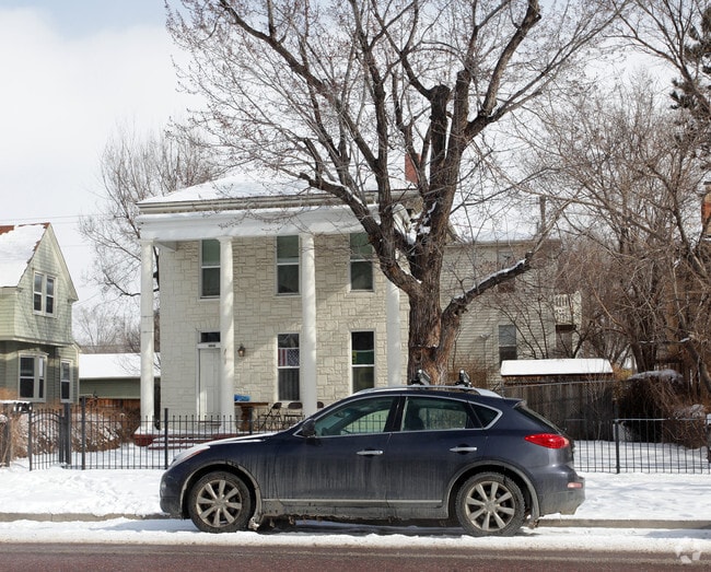 Building Photo - 1019 N Weber St