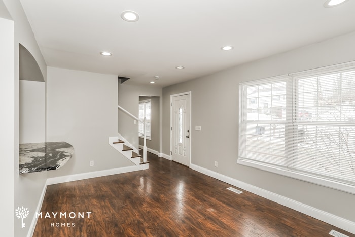 Building Photo - 4534 Hanover Dr