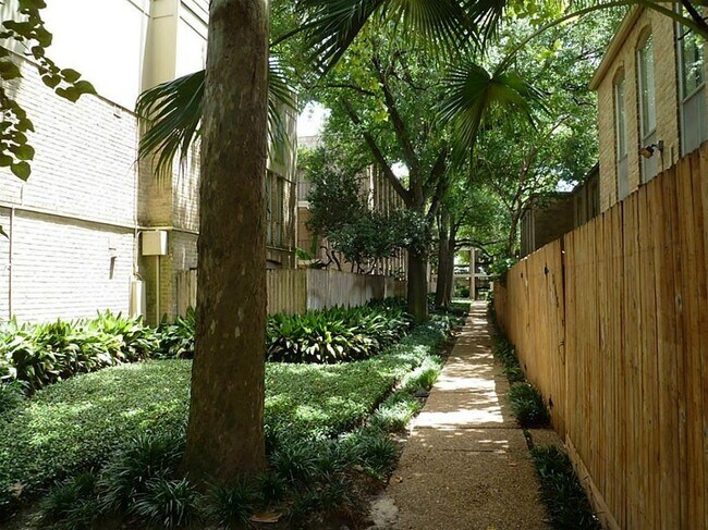 Building Photo - 4641 Wild Indigo St