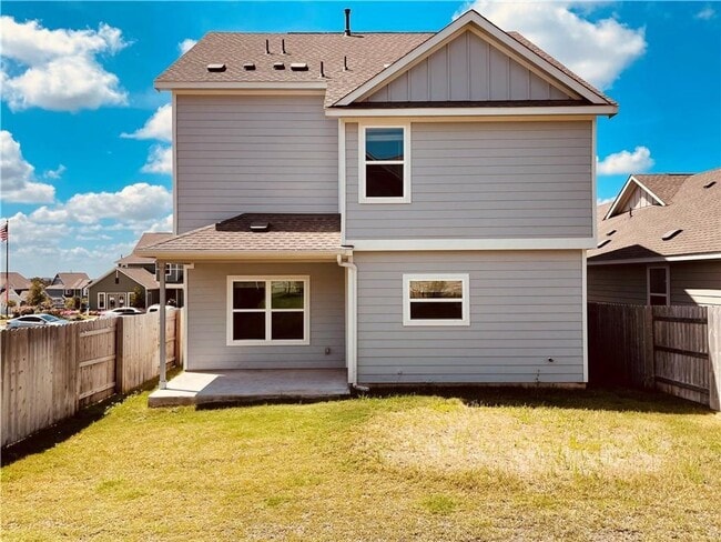 Building Photo - Orchard Ridge  4 / 3.5