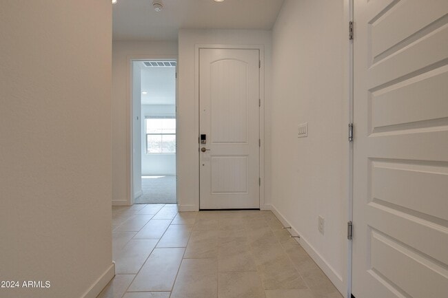 Building Photo - 17050 W Artemisa Ave