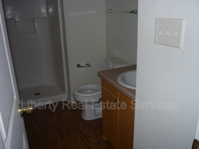 Building Photo - 1113 Kelly Dr