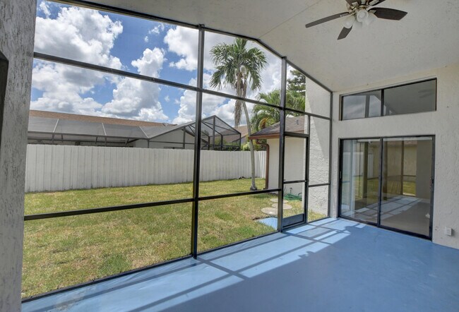 Building Photo - 20995 Country Creek Dr