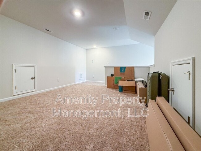 Building Photo - 1527 Auckland Ct