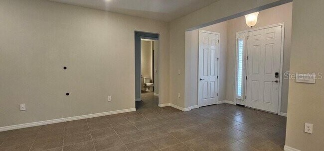Building Photo - 7416 S Moss Rose