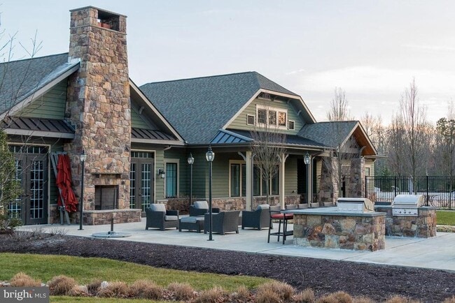 Building Photo - 7524 Calais Way