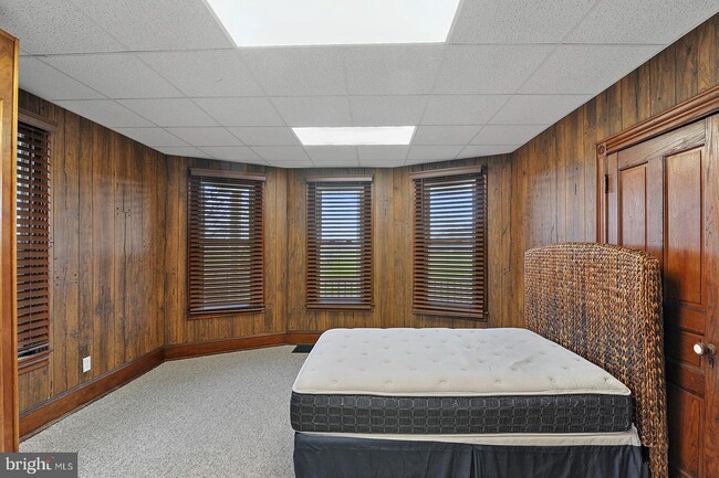 Building Photo - 1579 Fast Landing Rd