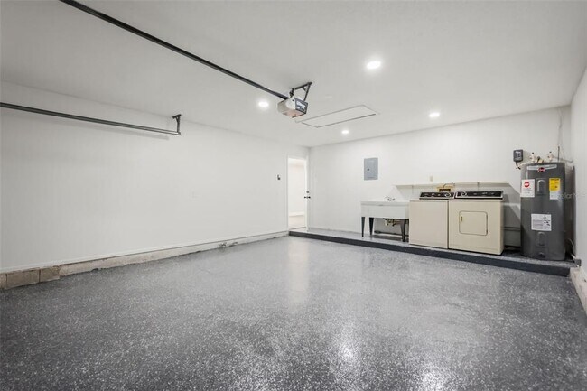 Building Photo - 106 Lamplighter Dr