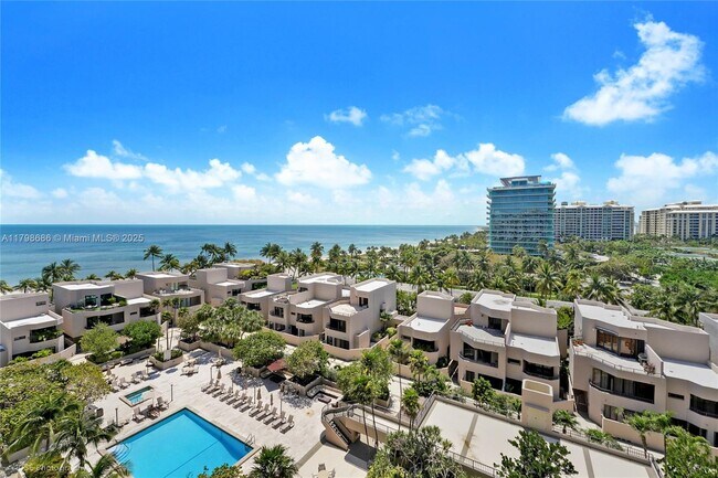 Primary Photo - 201 Crandon Blvd