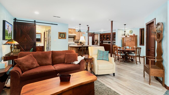 Building Photo - 123 N Wahsatch Ave