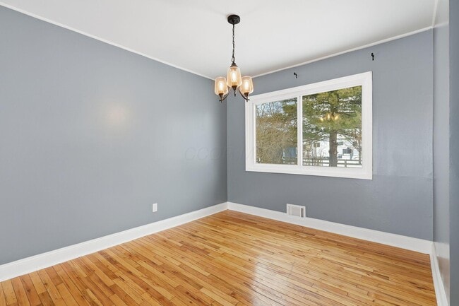 Building Photo - 3042 Rightmire Blvd