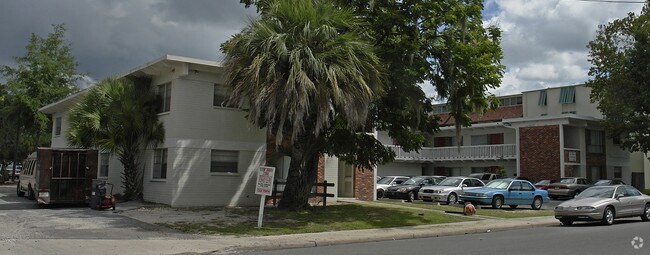 Building Photo - The Graduate II Apartments