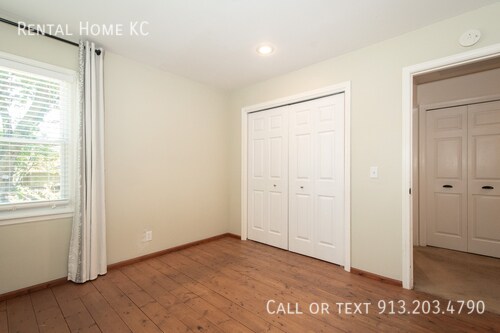 Building Photo - 15118 W 83rd St