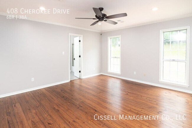 Building Photo - 408 Cherokee Dr