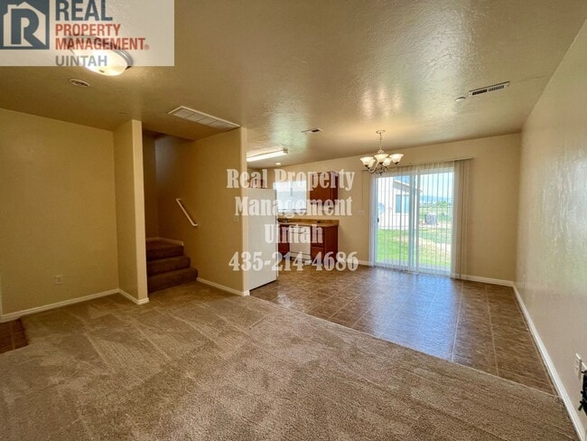 Building Photo - 693 E 1400 S