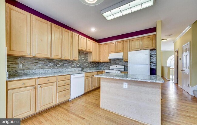 Building Photo - 11485 Carriage Gate Ct