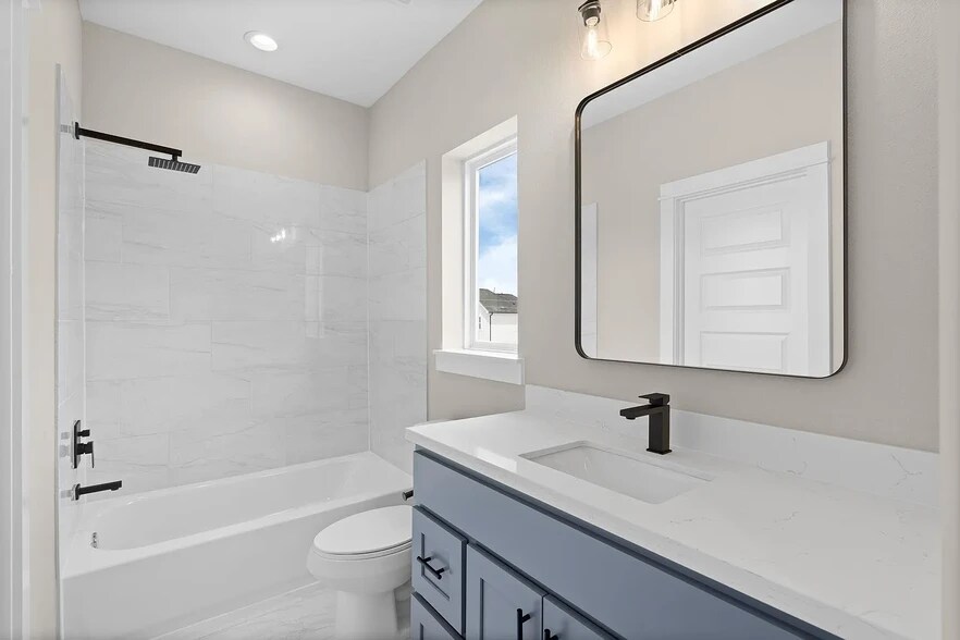 Building Photo - 5824 Highland Sun Ln