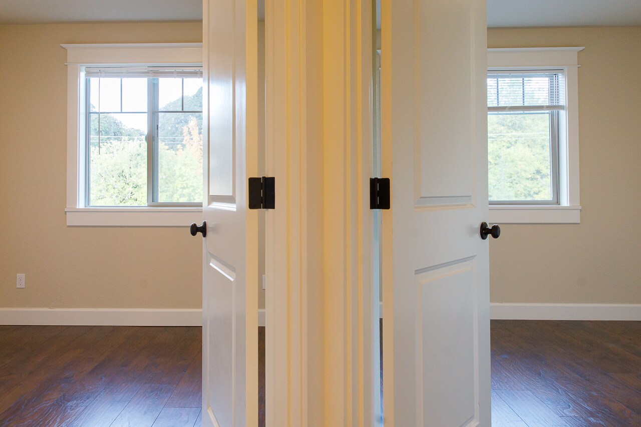 Building Photo - 419 N 11th St