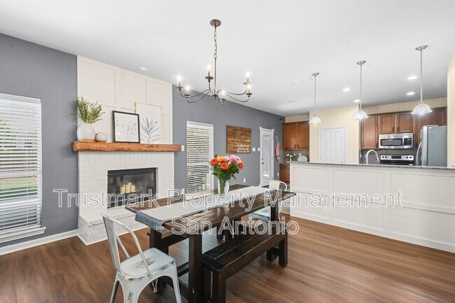 Building Photo - 545 Stonebrook Dr