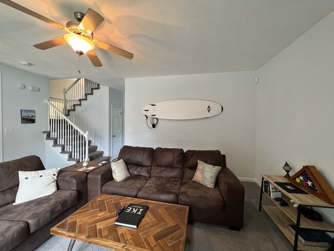 Building Photo - 4 bedroom home in Oceanview, Norfolk