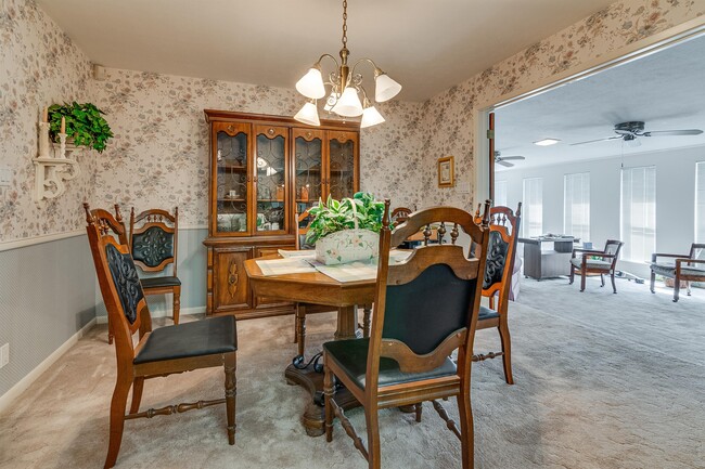 Building Photo - 5130 Vicki St