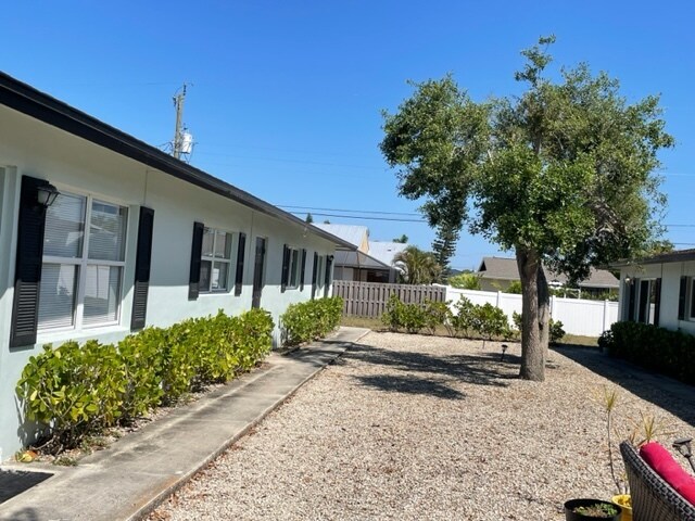 Building Photo - 627 92nd Ave N