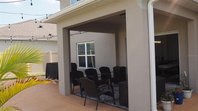 Building Photo - 216 Denali St