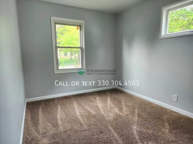 Building Photo - 2461 Briner Ave