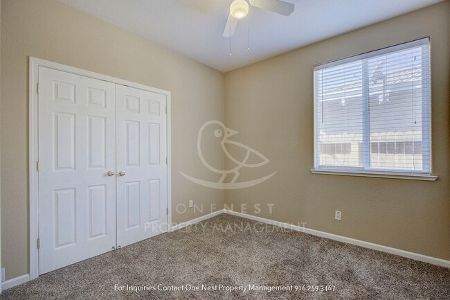 Building Photo - Beautiful 4 BD 2 BA Lincoln Home