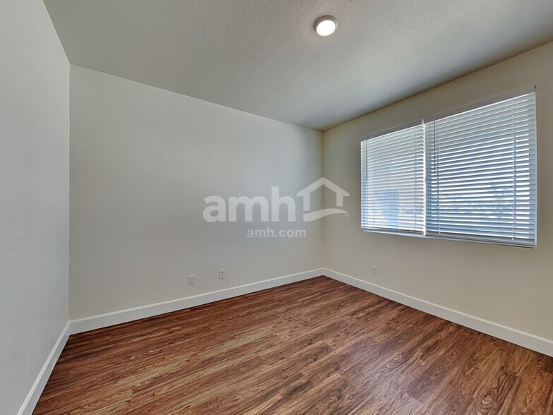 Building Photo - 2705 W 3290 S
