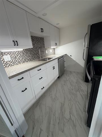 Building Photo - 6620 Eastridge Dr